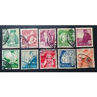 Португалия\120с\ 1941 Mi 632-41 НАЦИОНАЛЬНЫЕ КОСТЮМЫ   кц45евр