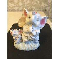 Фарфоровые слоны