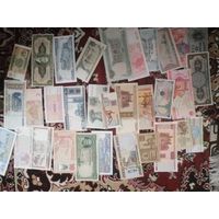 Продаю боны. Разные страны, год одним лотом 400 штук по 2 рубля бона.