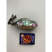 Елочная игрушка. Машинка.