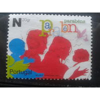 Португалия, 2006. Поздравительная марка. Родители с детьми. Перф. 12