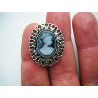 Брошь. КАМЕЯ.