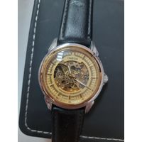 Часы Omega Speedmaster скелетон с коробкой (подушечка отсутствует)