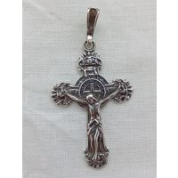 Крестик серебряный.