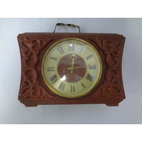 Часы Весна.