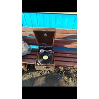 Артель Граммофон в рабочем состоянии