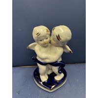 Статуэтка фарфор ангелы