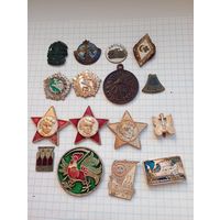 Значки разнообразные