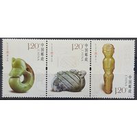 2017- Нефритовые изделия культуры Хуншань -Китай