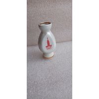 РЕДКАЯ ВАЗА ОЛИМПИАДА 80 МИНСК ФФЗ МИНИАТЮРА СССР  ОРИГИНАЛ  . Распродажа Коллекции !!! . Экспресс  Аукцион не с рубля без МПЦ и прочего 3 ДНЯ  .Много лотов в продаже .