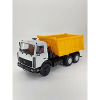 Минский -5516 от Автоистории 1:43