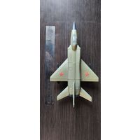 Самолёт.