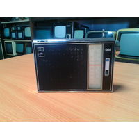 Радиоприемник TOSHIBA model 8M-380S