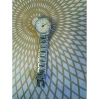 Часы наручные Луч с браслетом.Состояние на скане. В коллекцию,ремонт,на запчасти.