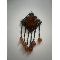 Брошь СССР янтарь