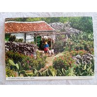 Кипр. Типичная постройка возле Кирении