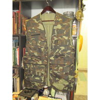 Жилет, жилетка камуфляж.