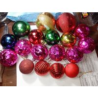 Ёлочная игрушки , Шарики  18 штук .
