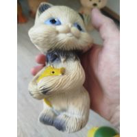 Игрушка ссср,котик,резина,с рубля
