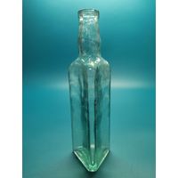 Старая бутылочка СССР (уксус0 100 гр. СЛЗ г. Аксай.