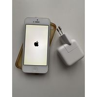 Айфон. Apple. Айфон 5. Телефон. Мобильный телефон. Оригинал.
