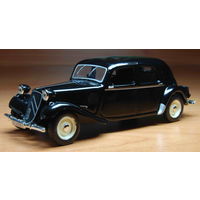 Модель автомобиля Citroen-TA 1:43 (французская журналка)