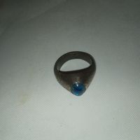 Старинный бронзовый перстень с голубым камнем