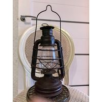 Фонарь керосиновый, старинный.