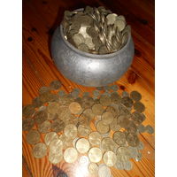 Горшочек и монеты