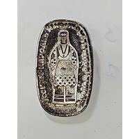 Значек " Русский народный костюм - Тамбов 18-19 века " . С  рубля .