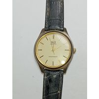 Кварцевые часы Q&Q .  С рубля