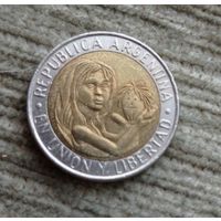 Werty71 Аргентина 1 песо 1996  50 лет ЮНИСЕФ БИМЕТАЛЛ