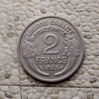 2 франка 1945 года Франция. Третья Республика. Достойный сохран!