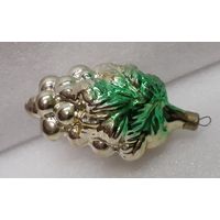 Игрушка ёлочная Виноград, стекло. СССР