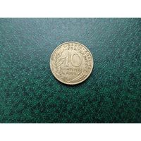 10 сантимов Франция.