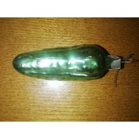 Елочная игрушка огурец ссср