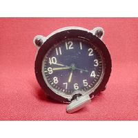 С 3 рублей без мц. часы диам 6см. толщина 4.5см.