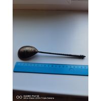 Ложка Салатная , Компотная , витая ручка Серебро 84 проба клеймо мастера красивейший штихель , золочение не чищена не тронута полностью аутентичное состояние самая привлекательная цена трёхдневный аук