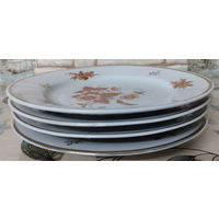 Тарелка десертная СССР.Барановский фарфоровый завод (Барановка), 1970-1991 гг