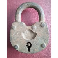 Замок. Старый.