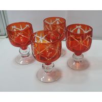 Рюмки из красного стекла - 4 шт. СССР. Высота 7.5 см.