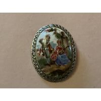 Брошь Свидание Лимож фарфор Ручная подрисовка марказиты Франция антик