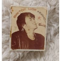 Значок из 90-х. Виктор Цой