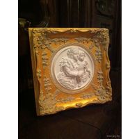 - Барельеф  ЖОЗЕФИНА С МЛАДЕНЦЕМ НАПОЛЕОНОМ II 30х30х4 см панно из серии реплики мировых шедевров