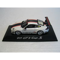 Porsche 911 GT3 Sup S 1:43 Minichamps