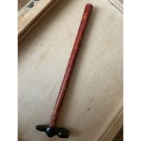 Молоточек часовщика со штампом на рукоятке советского периода.