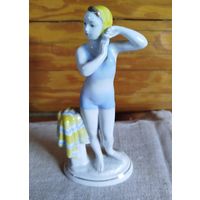 Юная пловчиха (купальщица) лфз. С рубля!