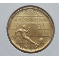 Аргентина 50 песо 1977 год Чемпионат мира по футболу состояние холдер