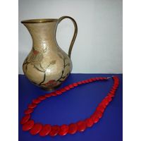 Красивое колье - бусы, натуральные кораллы.