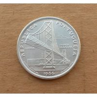 Португалия, 20 эскудо 1966 г., серебро 0.650, открытие моста А.Салазара в Лиссабоне